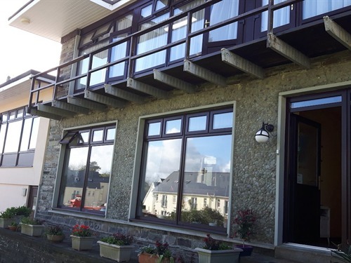 Balcony to bedrooms 1 -3