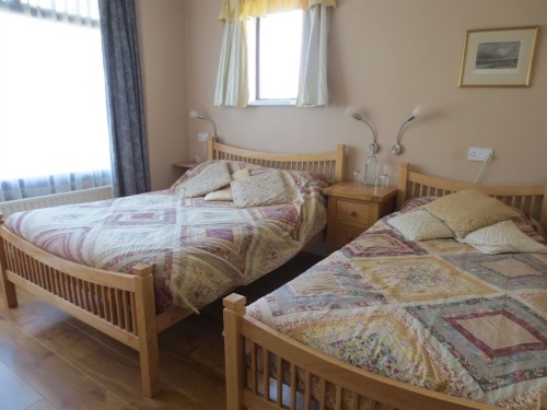 Bedroom No. 3 (with balcony)