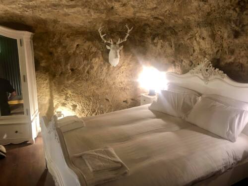The Cave Room 7