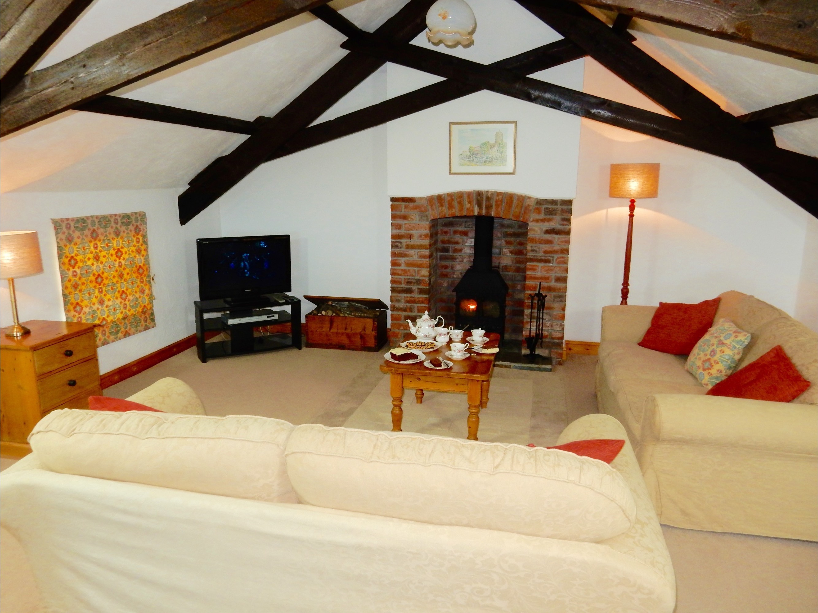 Luxury Cottage with En-suite Shower and Sea Views - Ivy Cottage