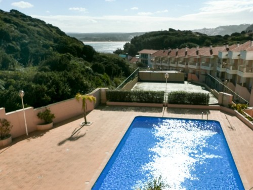 Varanda da Baia has a free to use pool and fitness area