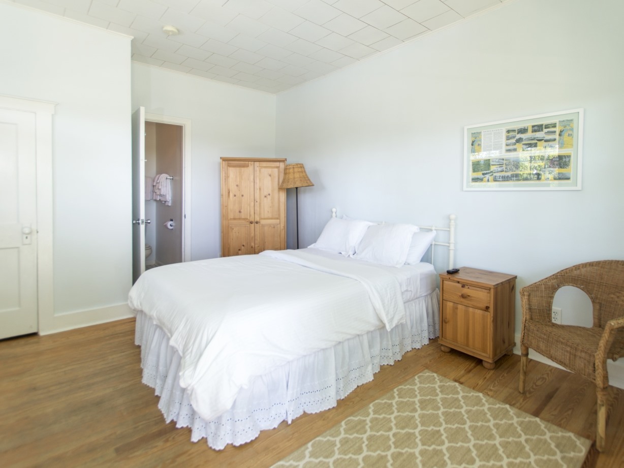 Beach House 2nd Floor-Standard-Single room-Private Bathroom