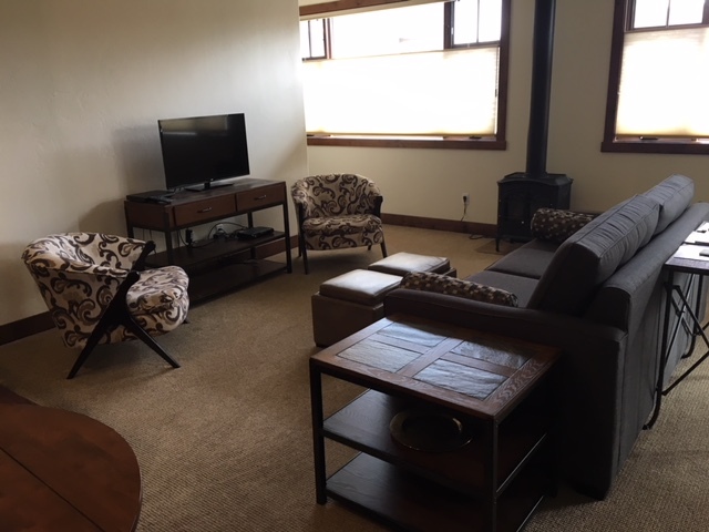 Condo-Ensuite-Luxury-Balcony-Suite 3 - Base Rate