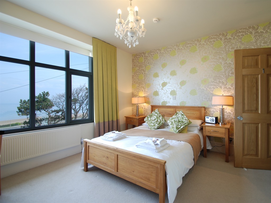 Double room-Luxury-Ensuite with Bath-Sea View-Full front sea view