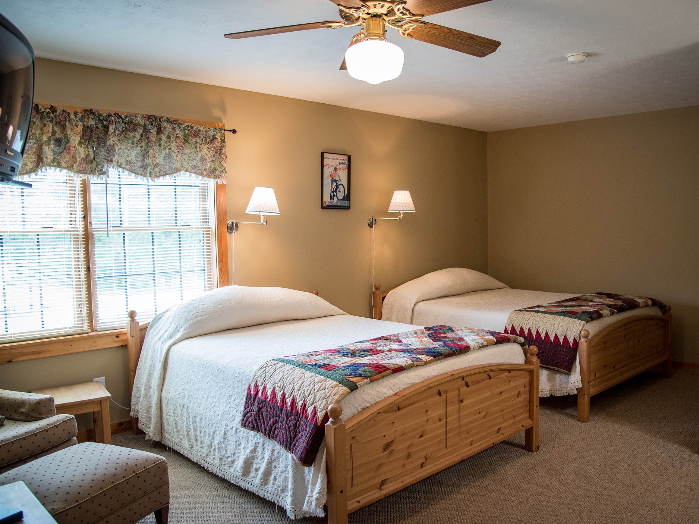 Single room-Private Bathroom-Standard-Meadow - Base Rate
