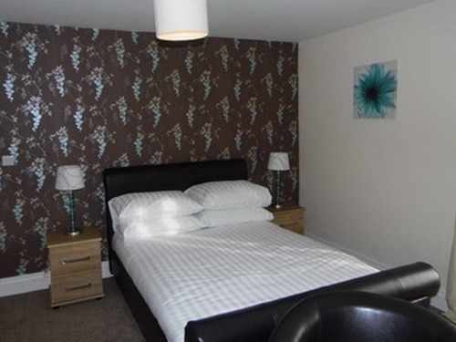 Double room-Ensuite-Ground Floor - BB - Room1 - Base Rate