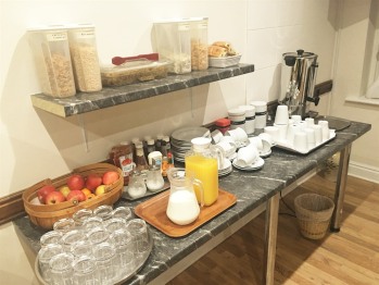 Continental and full cooked breakfast served every day
