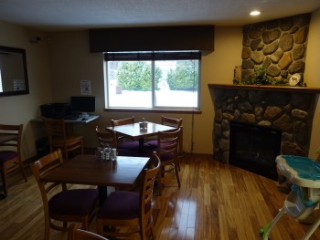 Dining Room & Fireplace