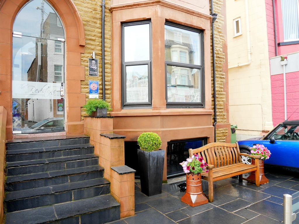 Redstone Guest House, Blackpool Homepage