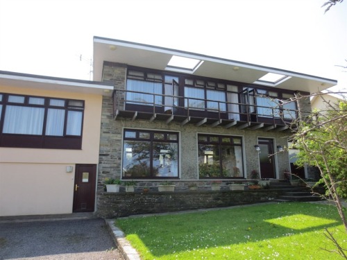 Balcony to bedrooms 1 -3