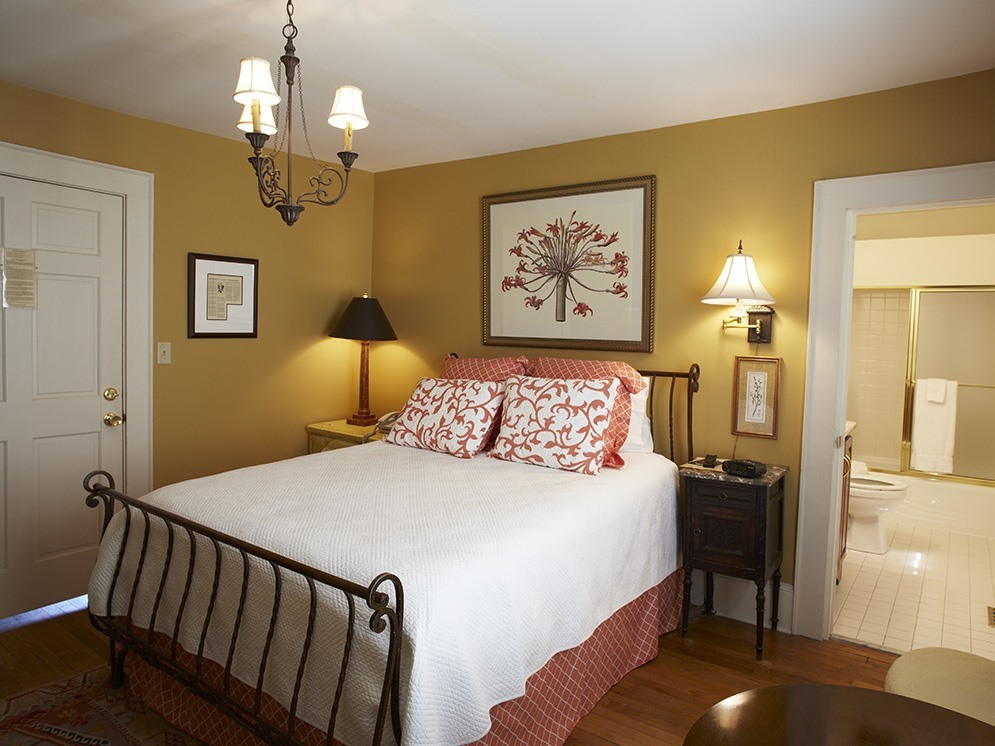 Cottage-Ensuite-Suite-Garden House - Base Rate