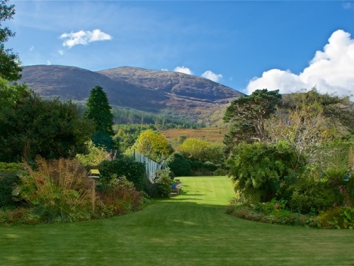 Gardens at Cherryhill Lodge