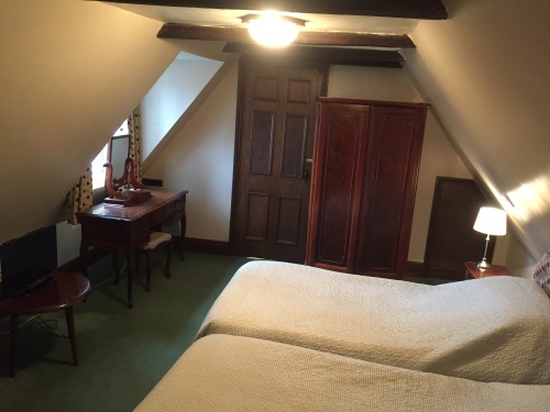 Room 9, Twin Room En-Suite; Second Floor