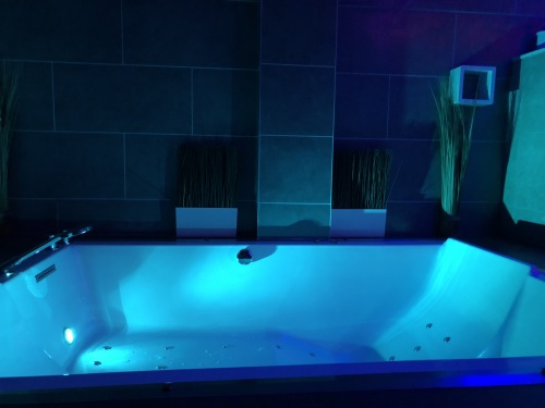 spa avec led