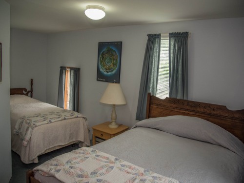 Mary's Birdhouse Bedroom 2