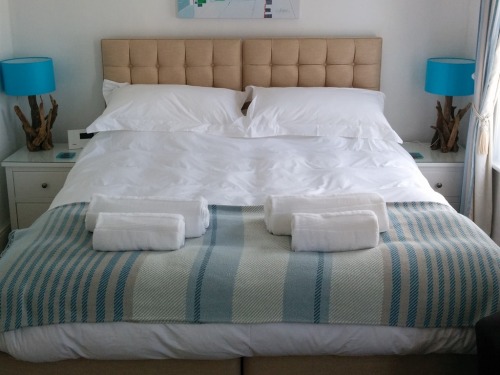 Room 1 Super-king Bed
