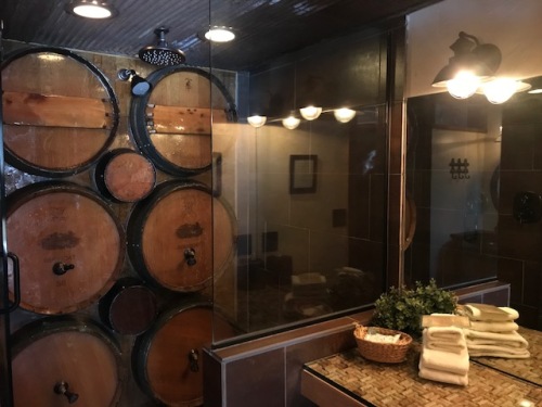 Bootlegger Barn bathroom