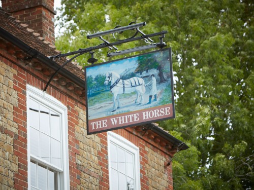 Welcome to The White Horse Inn