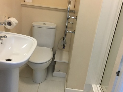 Twin Room Bathroom