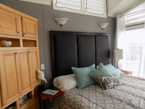 Lake House Cottage 13