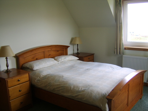 Double bedroom with en-suite - Top House