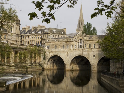 Just steps away from our accommodation, the famous Pulteney Bridge.