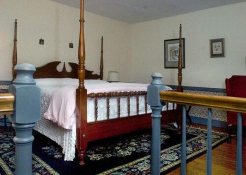 Room 101, George Washington Suite