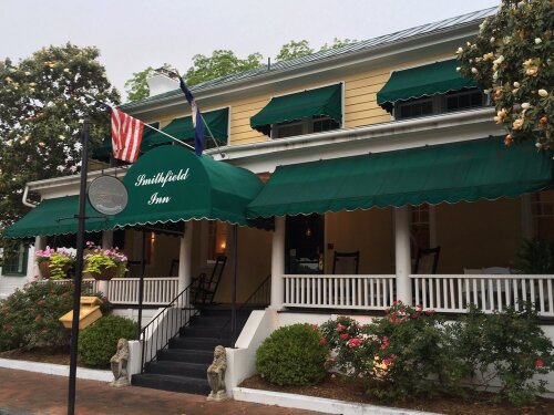 The Smithfield Inn welcomes you to Historic Downtown Smithfield VA!