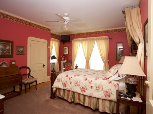 The whole room, Red Romance Room