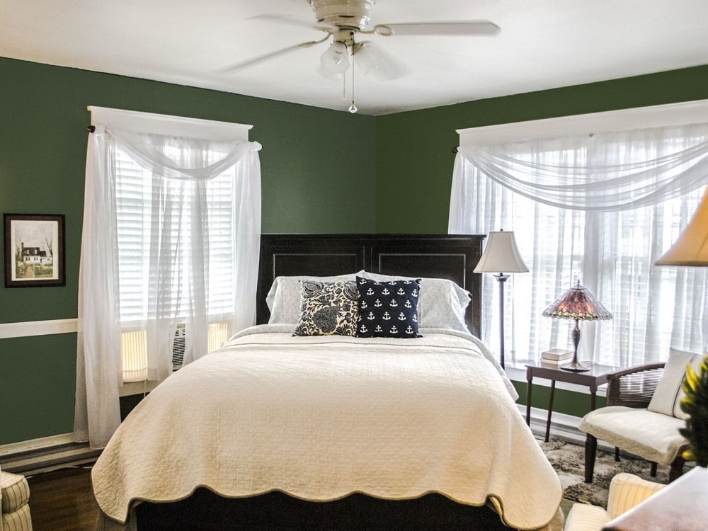 Double room-Ensuite-Standard-South Room - Base Rate