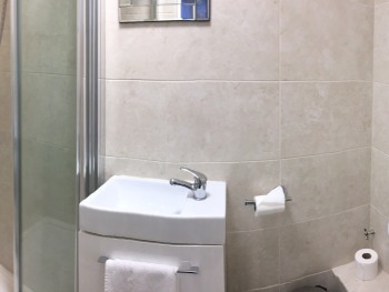 Bathroom double room