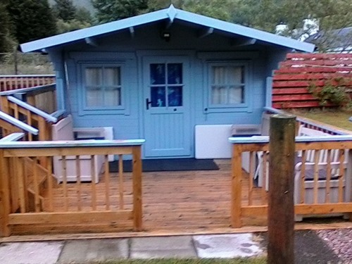 Log Cabin and smokingarea