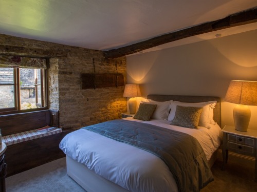 Traditional rooms with original features and King size beds