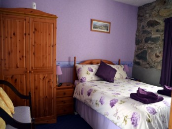 Welsh Mountain main bedroom - sorry, no dogs allowed in this room
