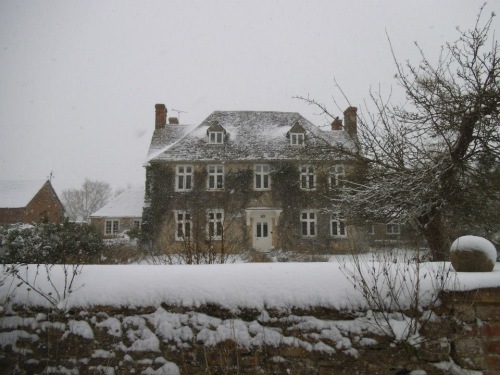 Buscot Manor in the Snow