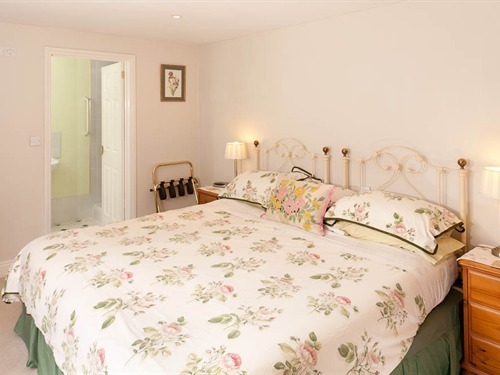 Ground Floor En-suite Kingsize Double/Twin Room