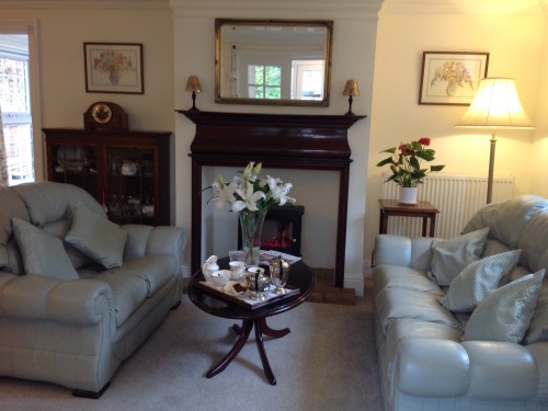 Guest sitting room where you can relax, and where we serve you tea and homemade cake.