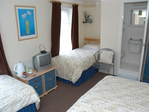 Kentmere Guest House - Family Room for Four