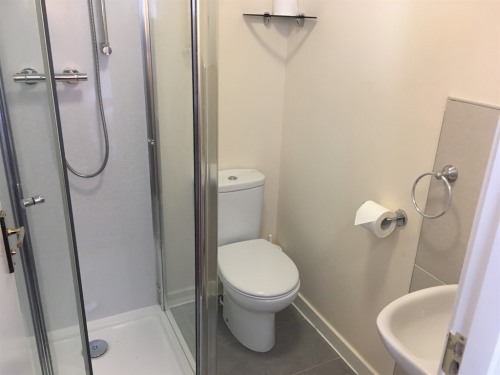 Single Room Bathroom