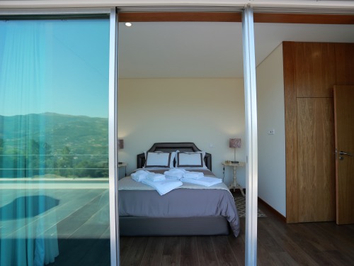 Quarto - A Cidade e as Serras