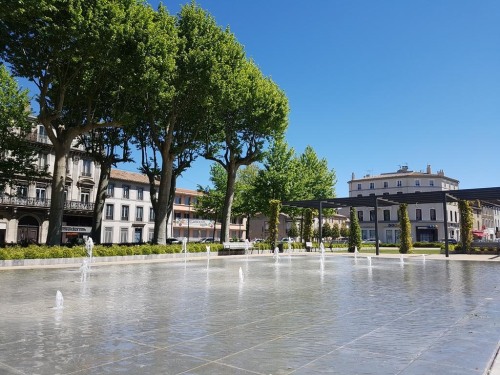 Fountains at Square Gambetta just three minutes away