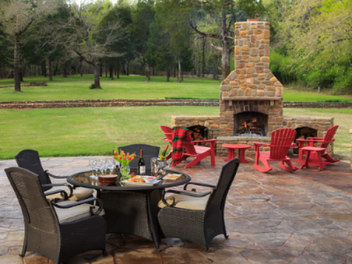 The back paito at Hilltop Manor is a wonderful place to relax by the fire or even say your "I Do's"!
