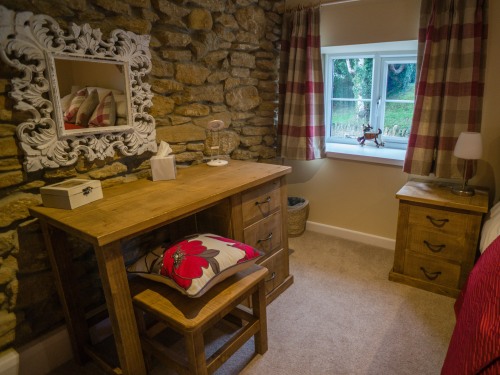 Dressing table in Poppy Cottage