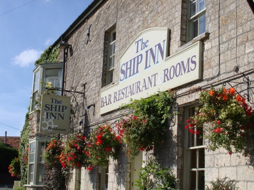 The Ship Inn & Hotel - 