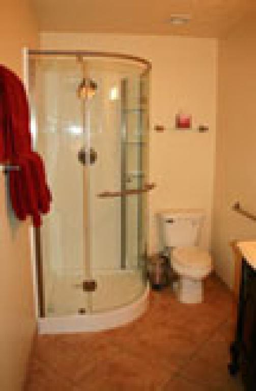 Suite-Ensuite with Shower-Deluxe-Dolce Vita Suite - Vacati