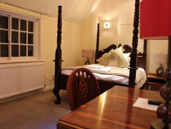 Ensuite rooms at the Old Bell Wooburn Green, Buckinghamshire