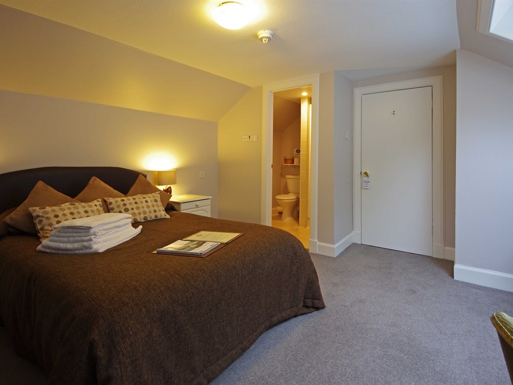 Double room-Ensuite-Small