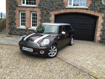 View From Property - Lisnafillan Bed & Breakfast Garage View