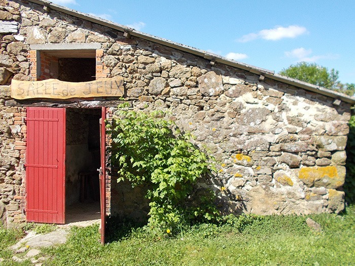 Terre Et Eau Gîte La Flocelliere France Toproomscom