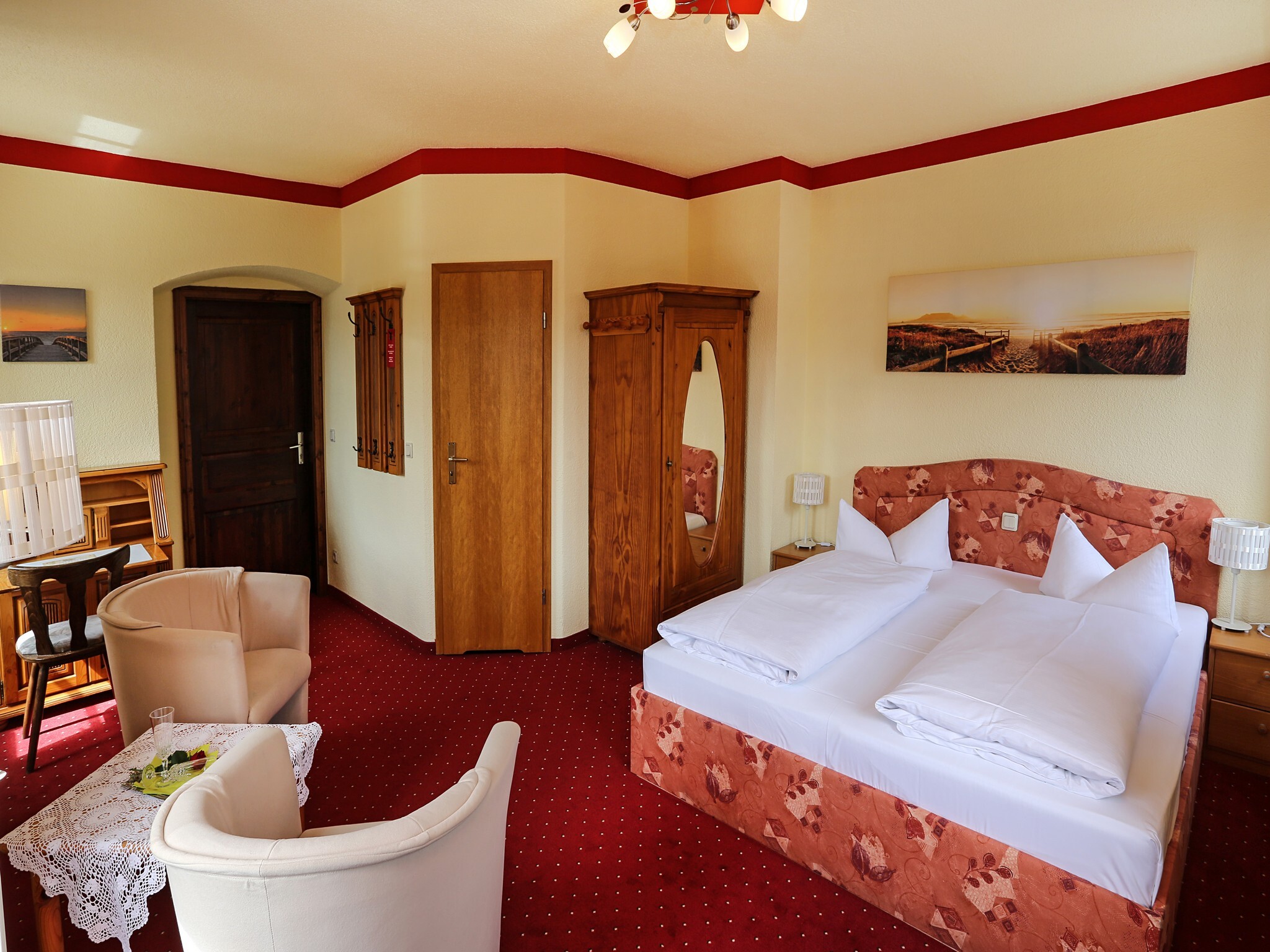 Doppelzimmer-Komfort-Ensuite Dusche - Basistarif